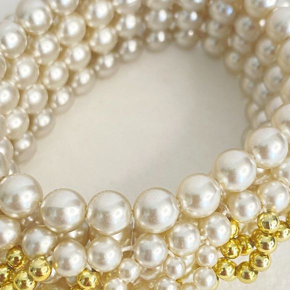 Beaded Stretch Bracelet Chunky Gold Tone And Pearlesque Layered Pattern - Picture 6 of 8